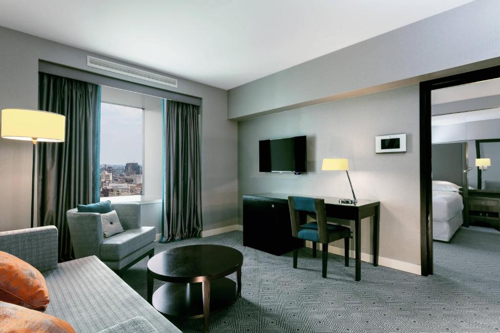 
Executive, Executive level, 1 Bedroom Executive Suite
