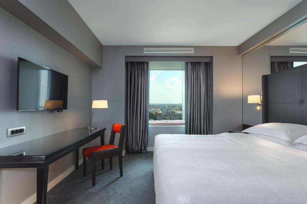Sheraton Bucharest Hotel - Resim 17