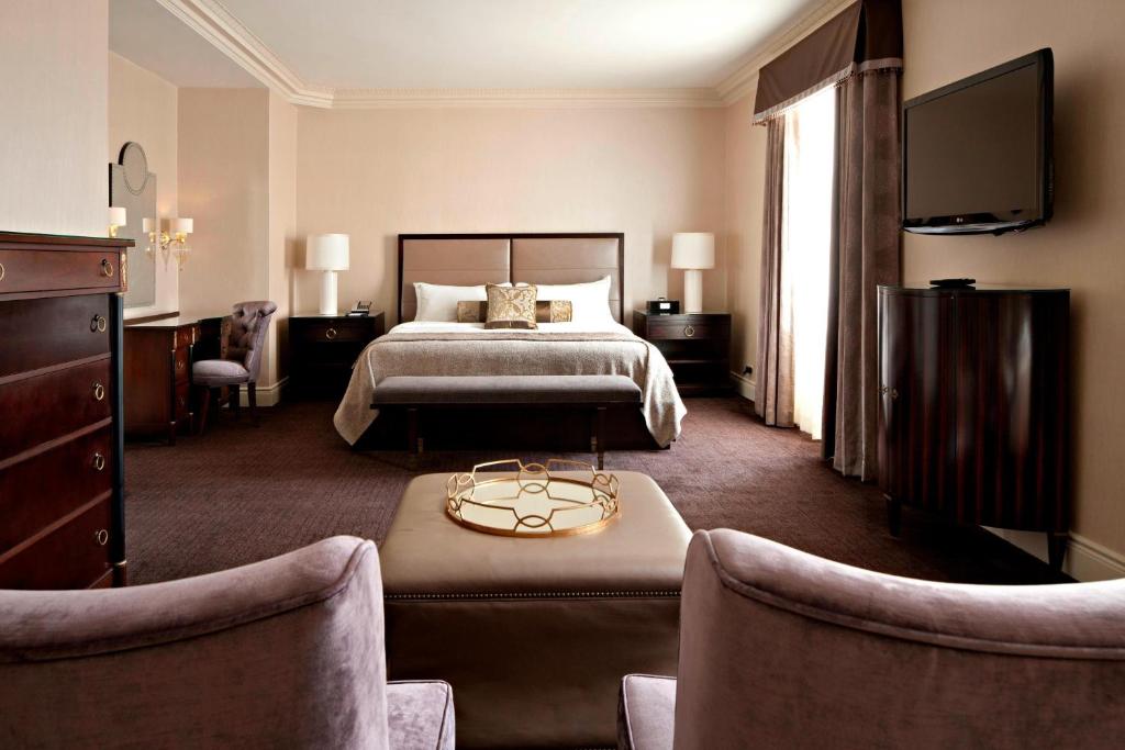Delta Hotels by Marriott Bessborough - Resim 27