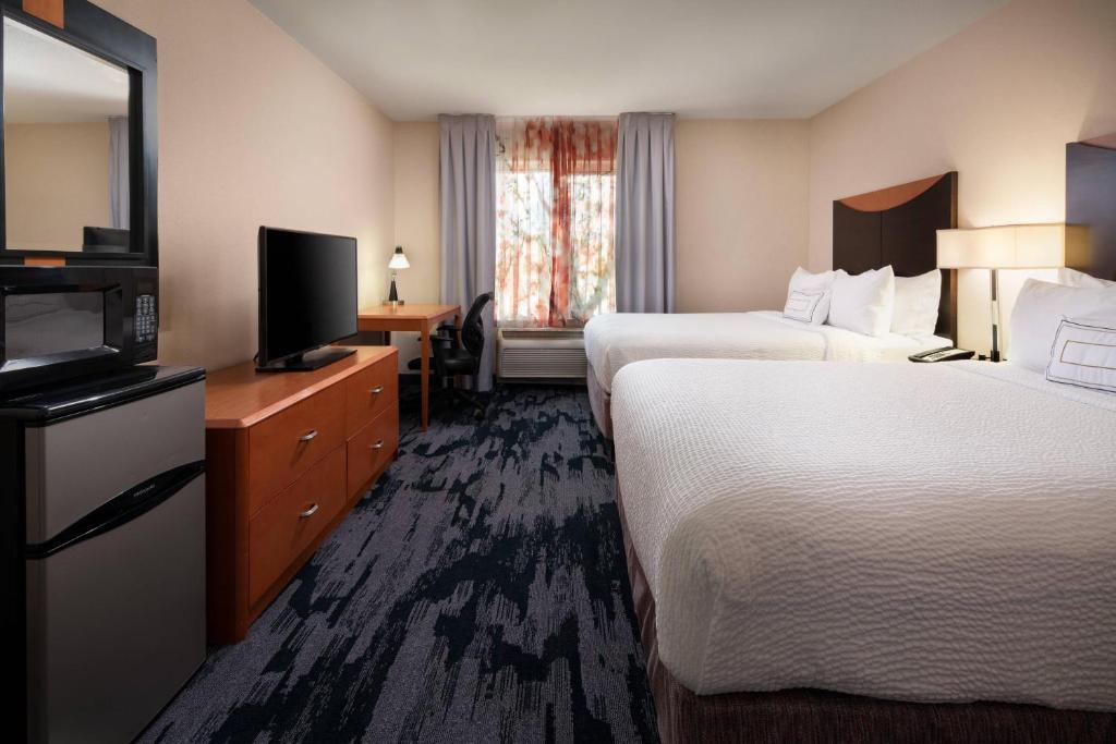 Fairfield Inn & Suites Redding