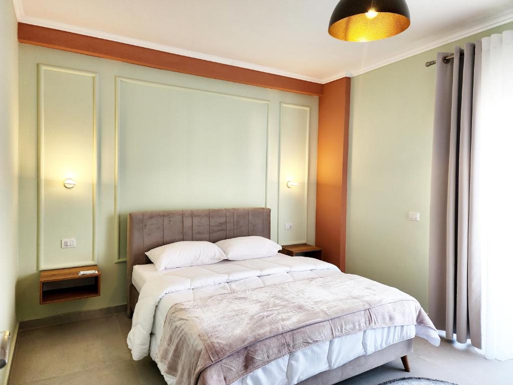 Green Trails Apartment Fully renovated with mountain view, Divjakë