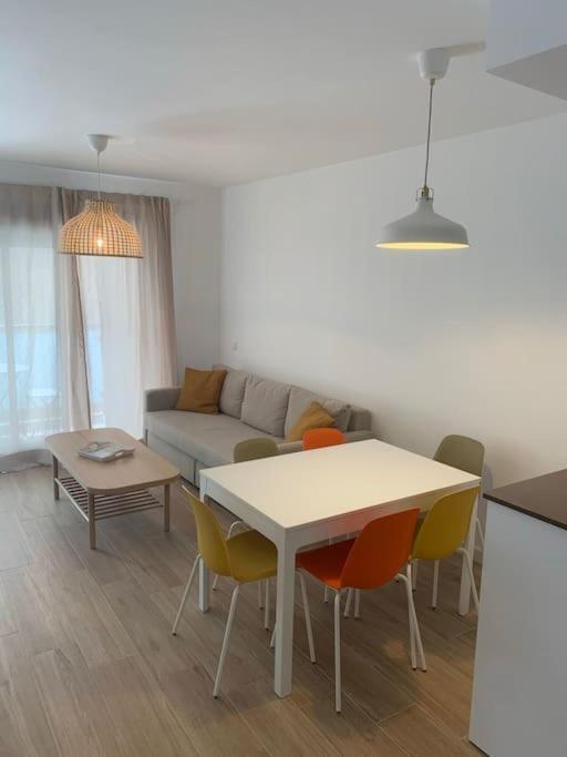 Posedenie v ubytovaní Piso nuevo en Fuengirola a pie de playa