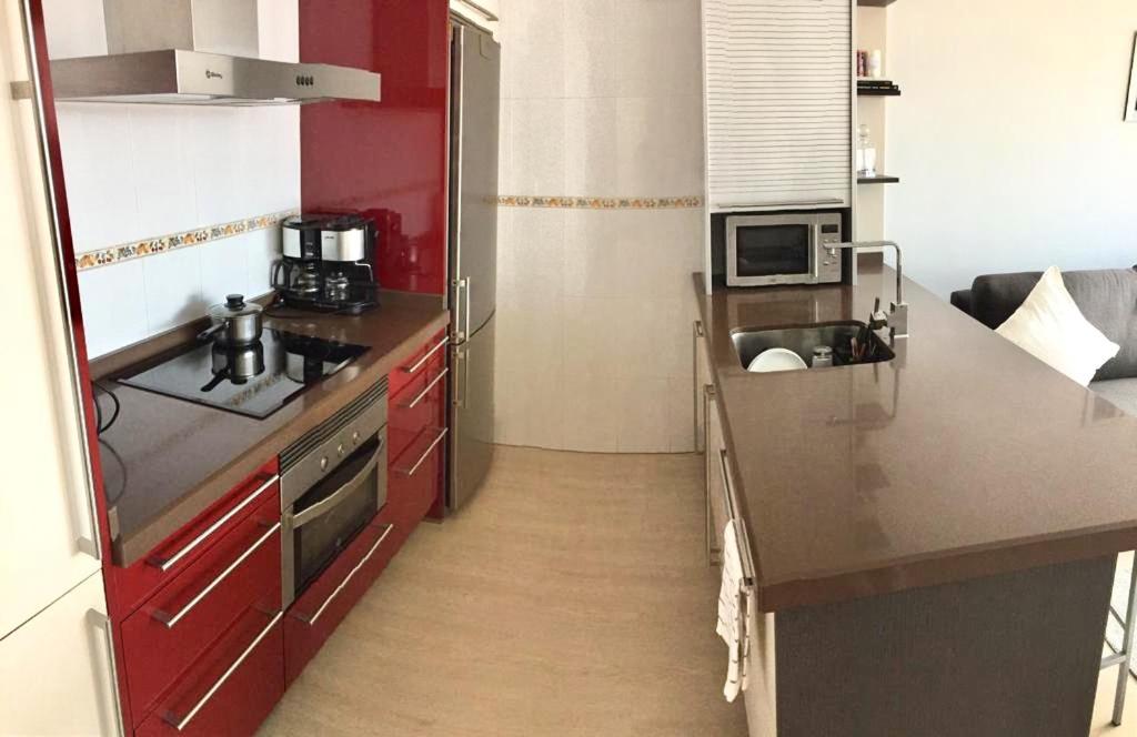 Kuchyňa alebo kuchynka v ubytovaní Piso Silgar Sanxenxo