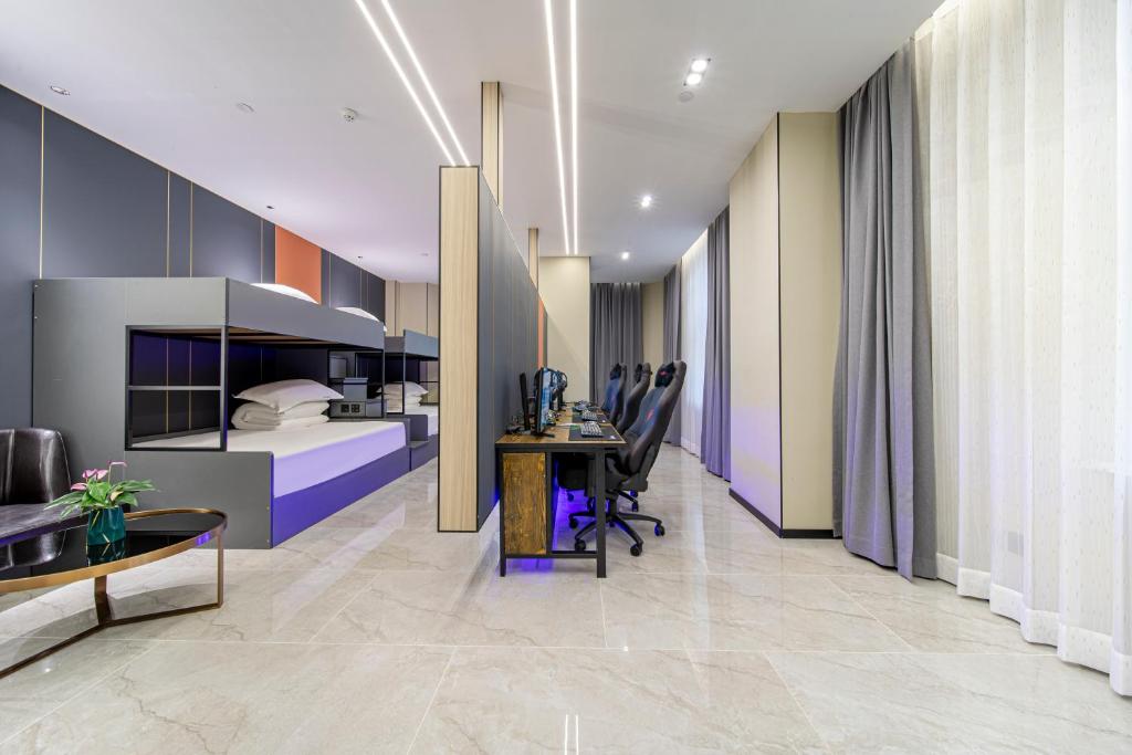 Fd Club Hotel - Qian Tan - Deluxe Vierfachraum