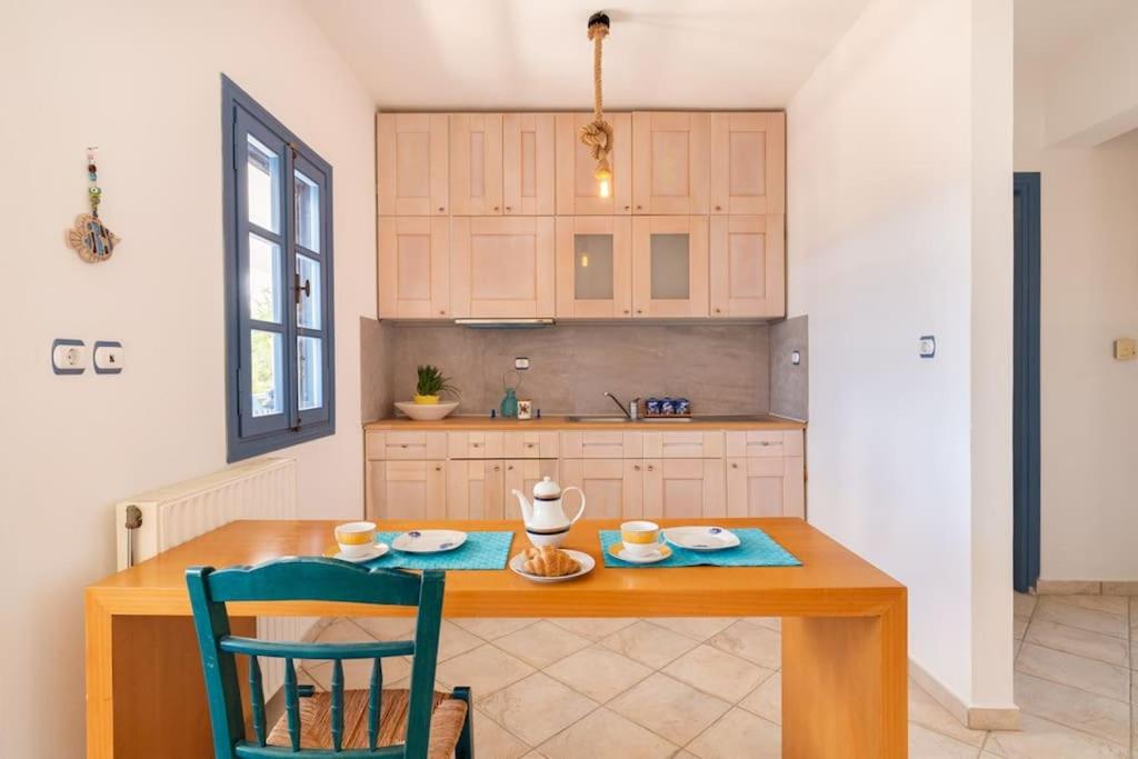 Kuchyň nebo kuchyňský kout v ubytování Nefeli's House