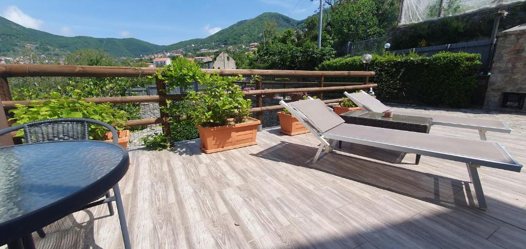 Nespecifikovaný výhled na hory nebo výhled na hory při pohledu z bed and breakfast