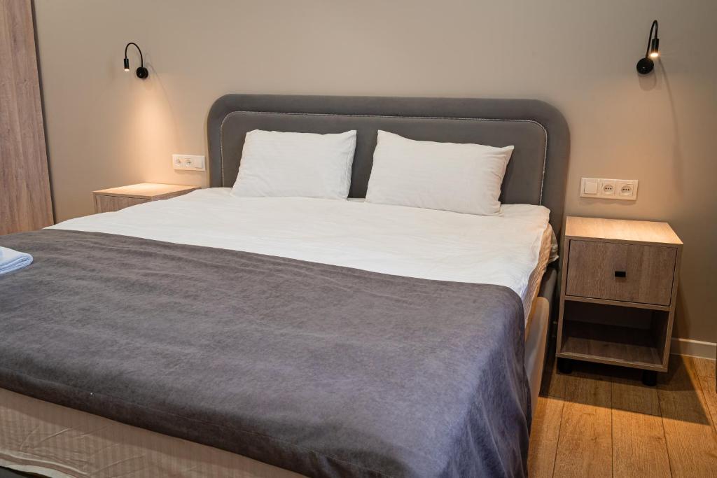 BnB Hotel Shymkent - Superieure Drievoudige Kamer
