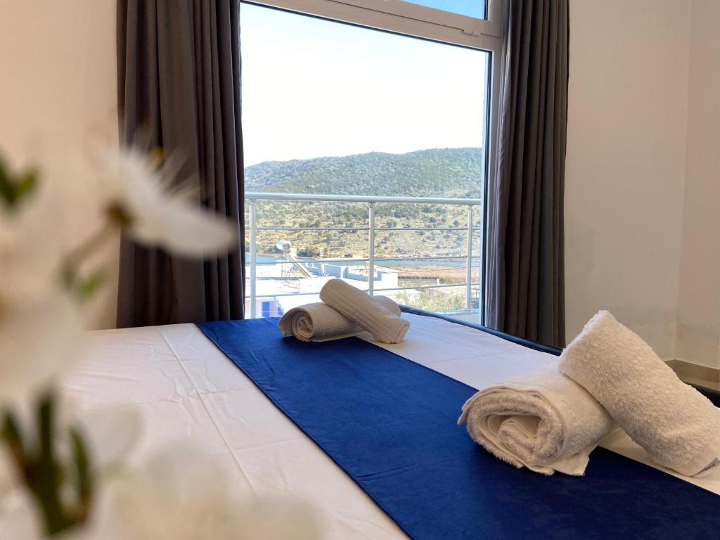 Villa Center Ksamil