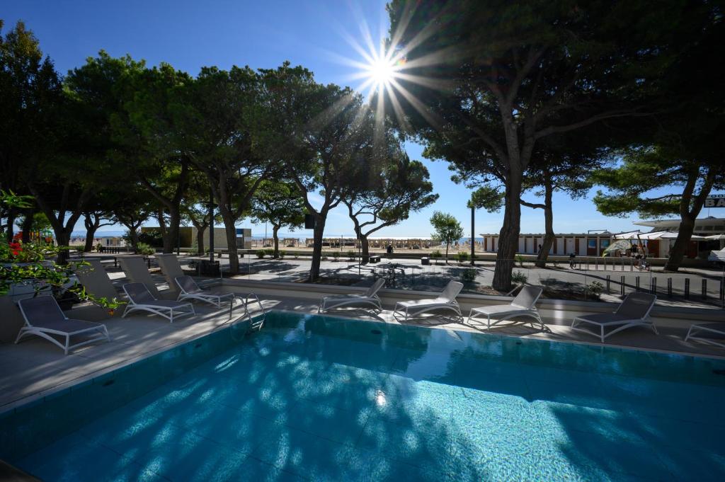 Bazén v ubytování Grand Hotel Playa nebo v jeho okolí