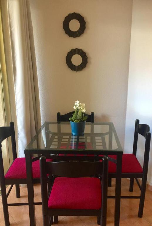 Posedenie v ubytovaní Apartamentos Apal Chinasol