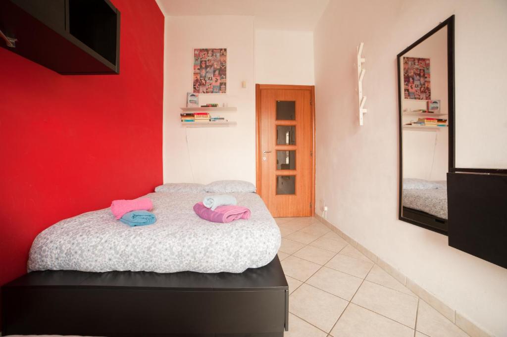 A bed or beds in a room at Stanza Privata in Casa Condivisa - Private Room in Shared Home