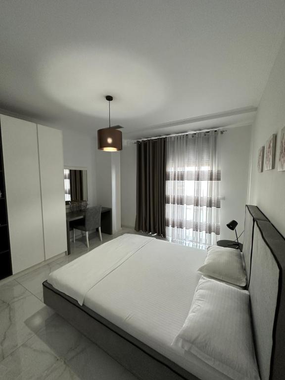 Postel nebo postele na pokoji v ubytování Luxury Penthouse B&E