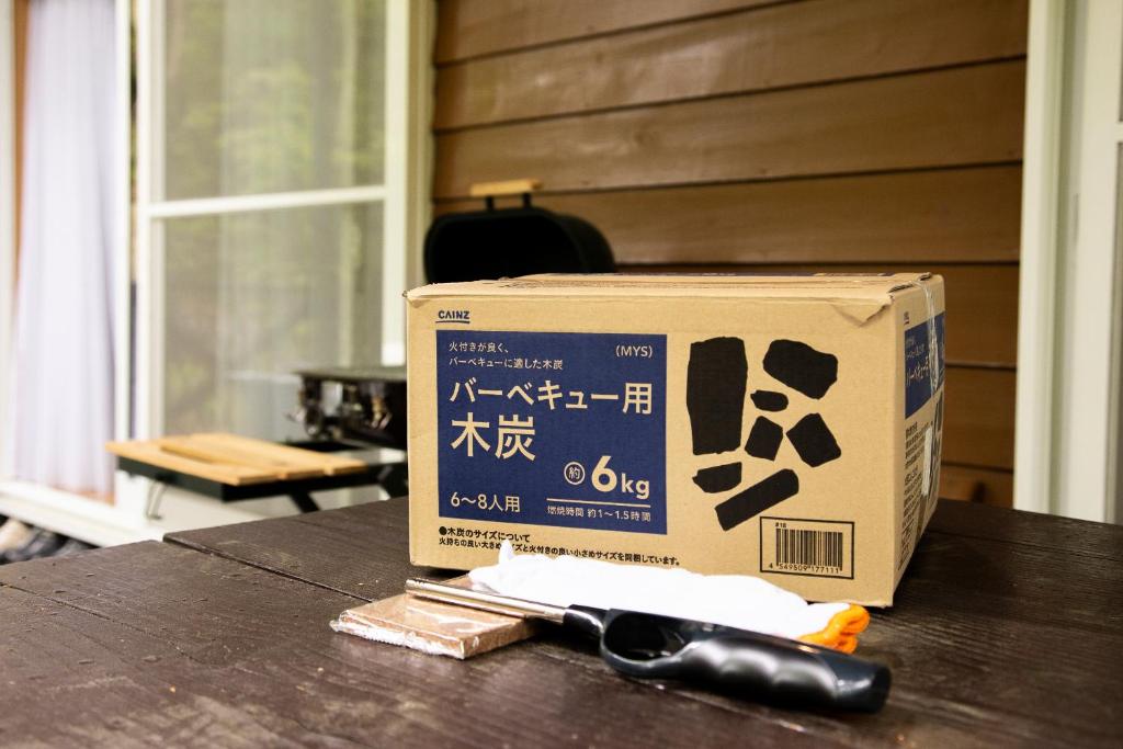 Fotografie z fotogalerie ubytování 鳥の街77号北軽井沢#木の香りに包まれる癒しの木House#吹き抜けのある貸切別荘#BBQ#ダーツ#カラOK#大画面プロジェクター#駐車可 v destinaci Cumagoi