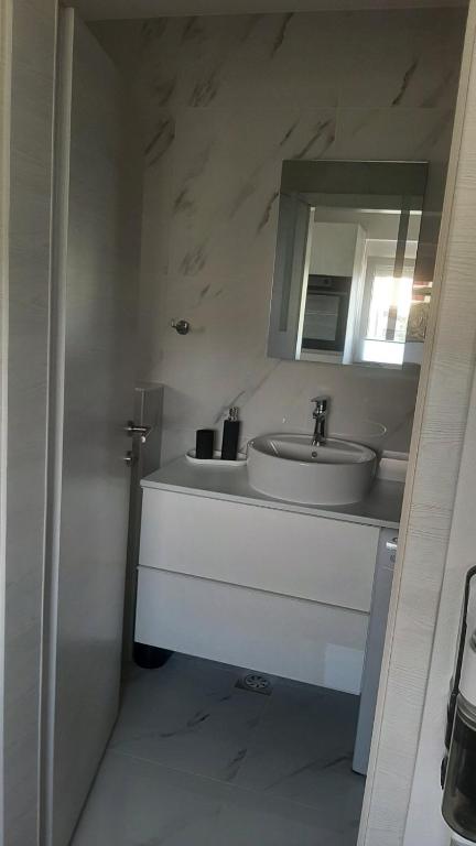 Fotografie z fotogalerie ubytování Apartma Lima v destinaci Ankaran