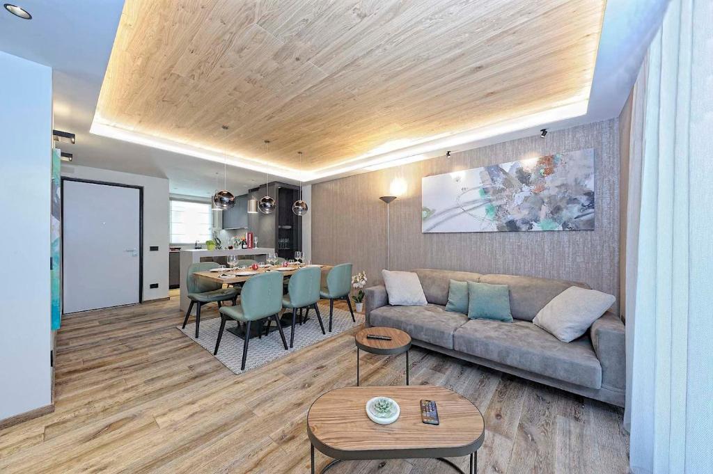 Posezení v ubytování Lux Domotic Apt-Chalet Dolomites