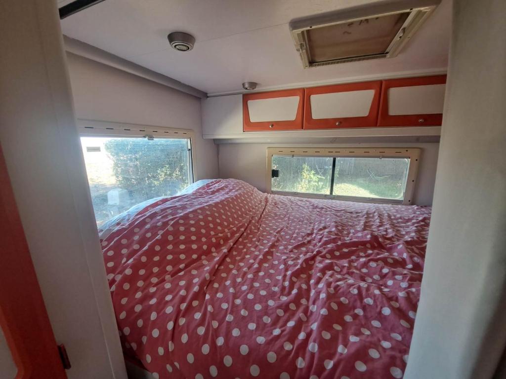Camping car à 3 minutes du parc Pairi Daiza, Brugelette – Updated 2024  Prices