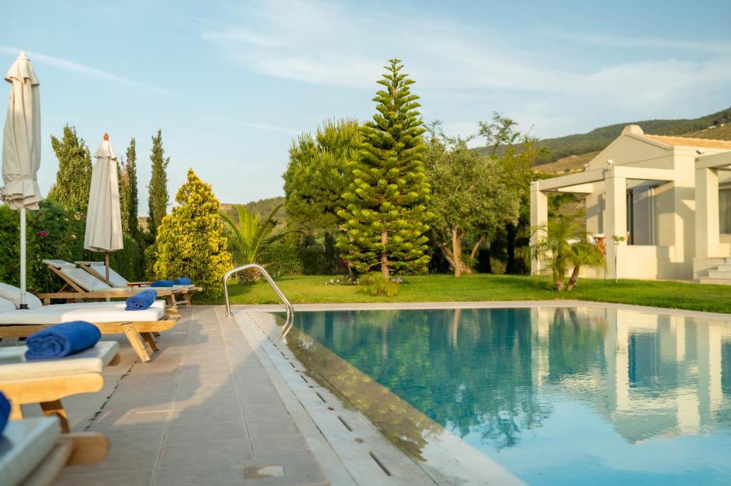 Zdjęcie z galerii obiektu Kos Secret Villa with private pool w mieście (( Kermetés ))