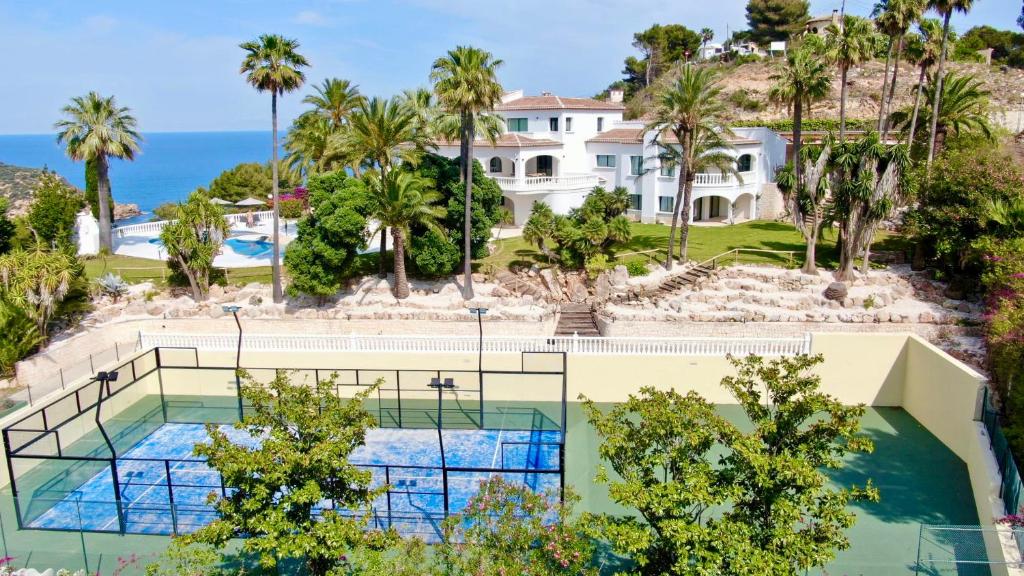Booking.com: Xàbia - Jávea Villa with sea and mountain views ...
