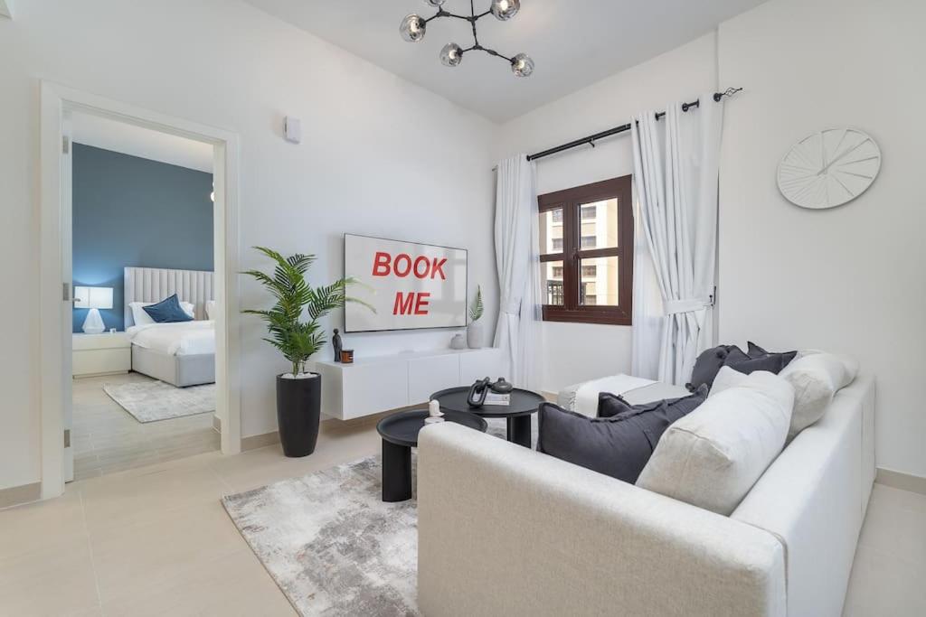 Check me out, I sleep 4!