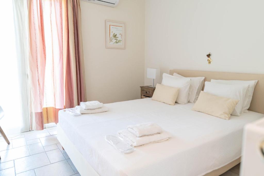 Zdjęcie z galerii obiektu Kos Secret Villa with private pool w mieście (( Kermetés ))