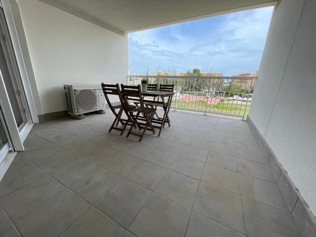 Balkón alebo terasa v ubytovaní Apartamentos con terraza frente al mar by Color Flats