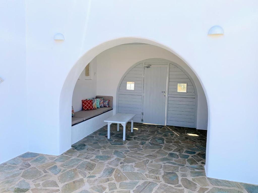 Fotografie z fotogalerie ubytování Quiet 2-bedroom sea view villa with shared pool v destinaci Mármara