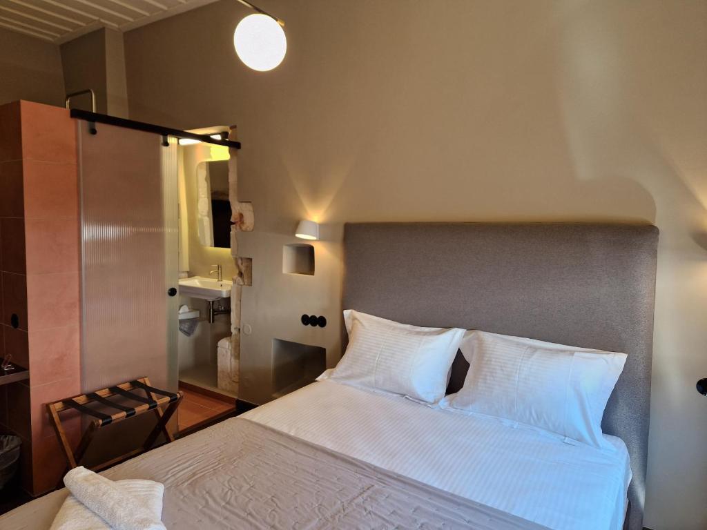 Mosaic Venetian Harbour Suites - 9