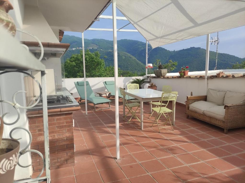 Nespecifikovaný výhled na hory nebo výhled na hory při pohledu z bed and breakfast