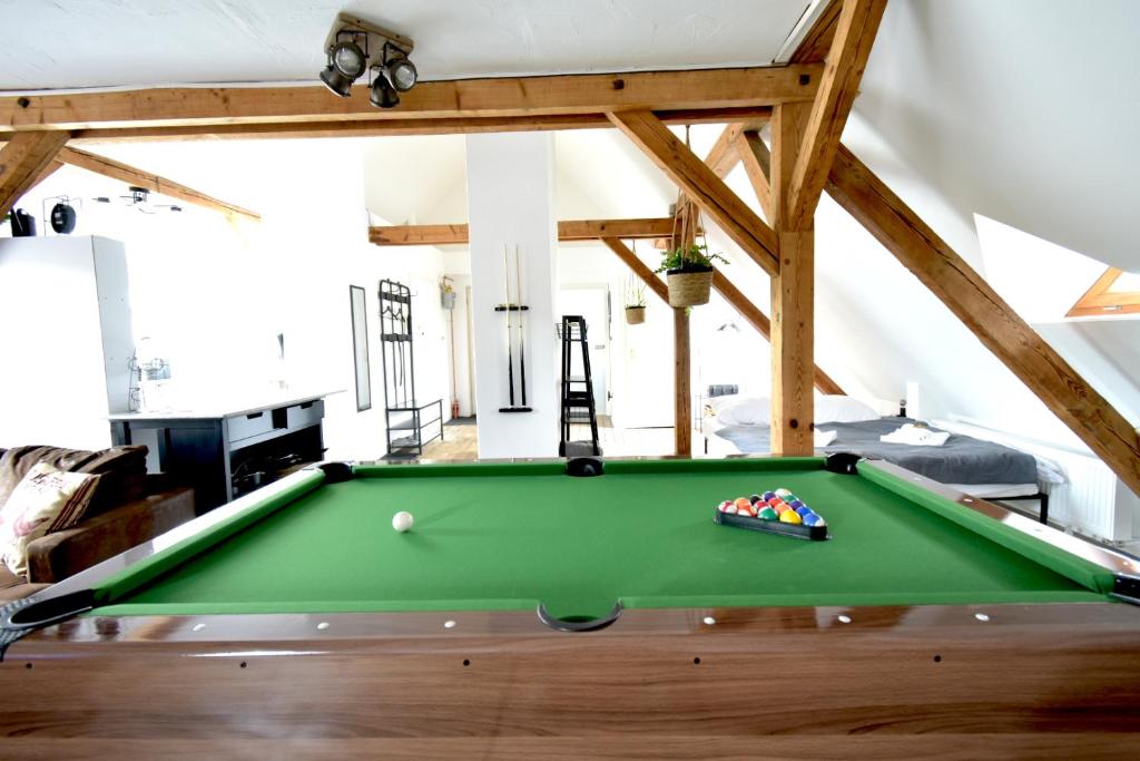 Biliár nebo kulečník v ubytování frigg flats I Industrial Style I Loft I Billard I