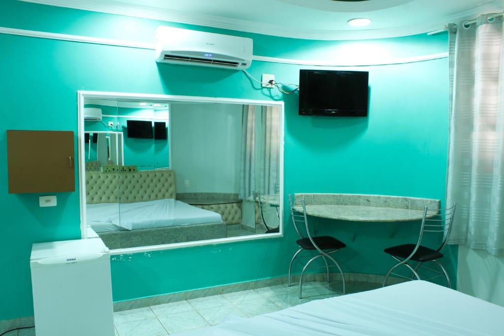  Motel Medieval (Adult Only)