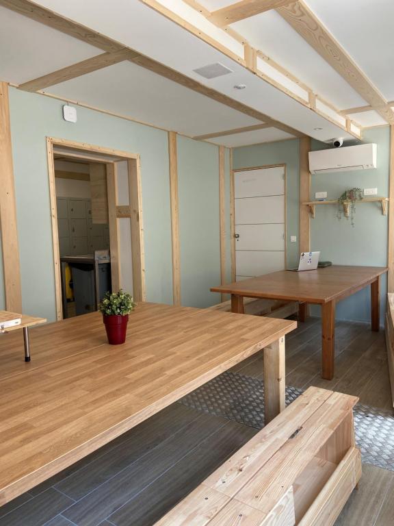 Kuchyň nebo kuchyňský kout v ubytování Bohobos Hostel