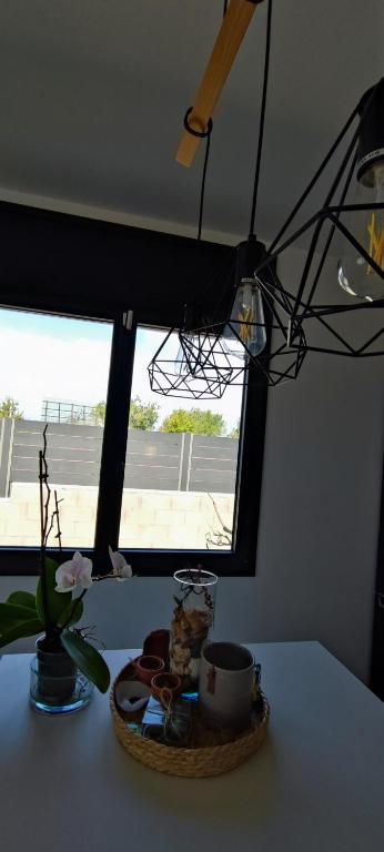 Fotografie z fotogalerie ubytování Chalet con piscina, terraza y barbacoa v destinaci Pallaresos