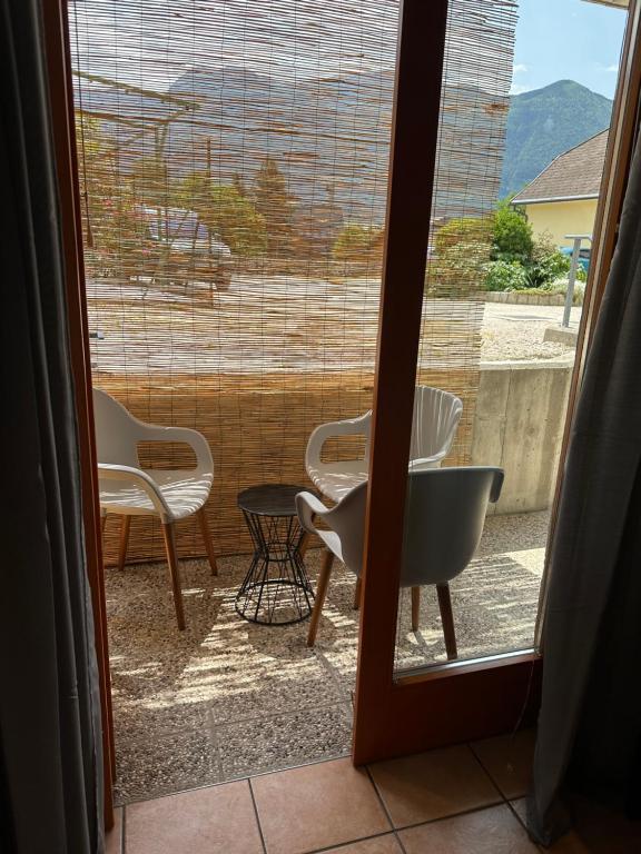 Nespecifikovaný výhled na hory nebo výhled na hory při pohledu z apartmánu