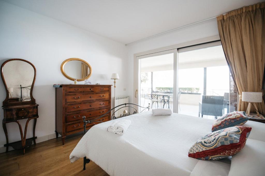 Taormina Lux & Elite Apartments - Taormina Holidays - 13