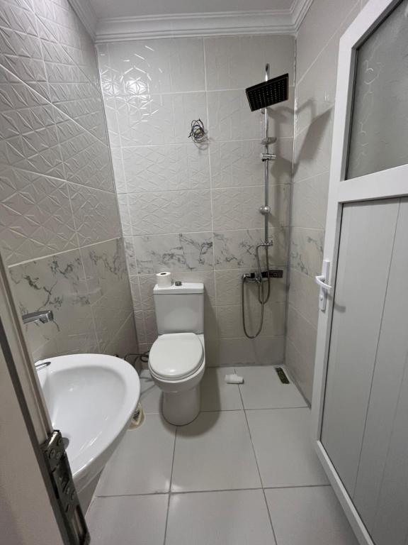 MAVİ KÖŞK UZUNGÖL - Habitación Cuádruple