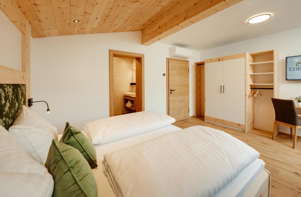 Edenhauserhof - Double Room With Mountain View