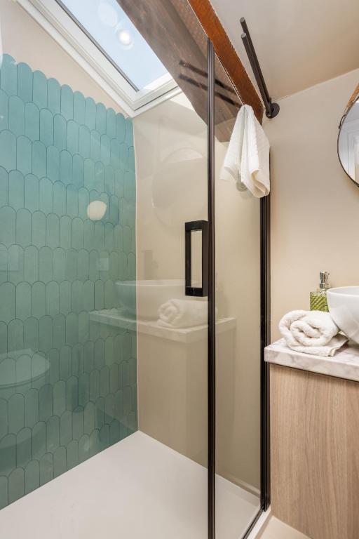 Apartments Madeleine - 12