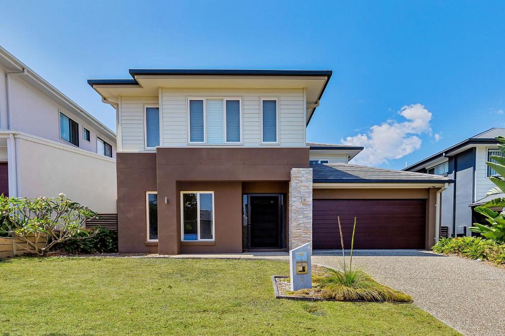 Spacious 4 Bedroom Family Home at Rochedale, Rochedale Updated 2023