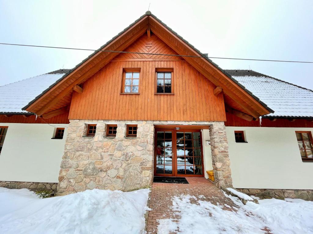 Budova, kde se apartmán nachází