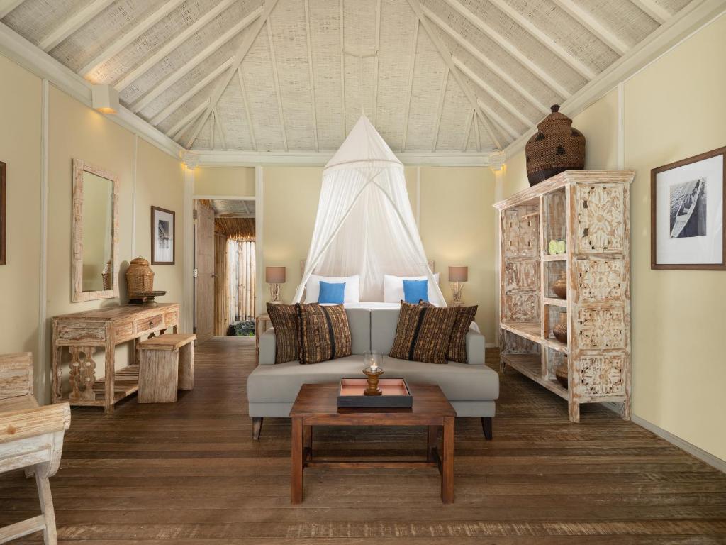 Sudamala Resort, Seraya, Flores - 6