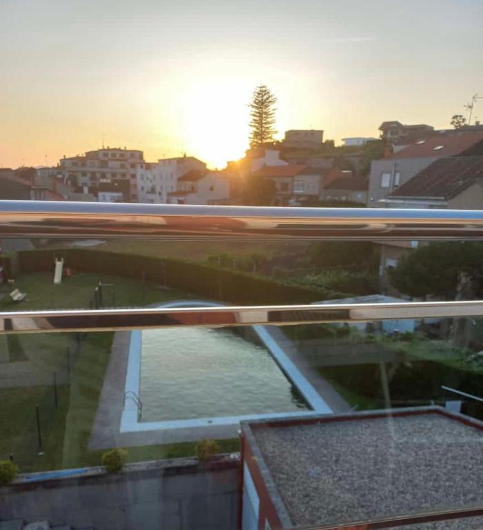 Pohľad na východ alebo západ slnka z apartmánu alebo blízkeho okolia