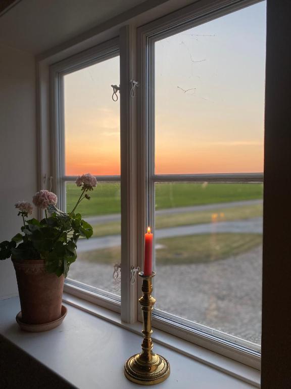 Východ nebo západ slunce při pohledu z bed and breakfast nebo okolí