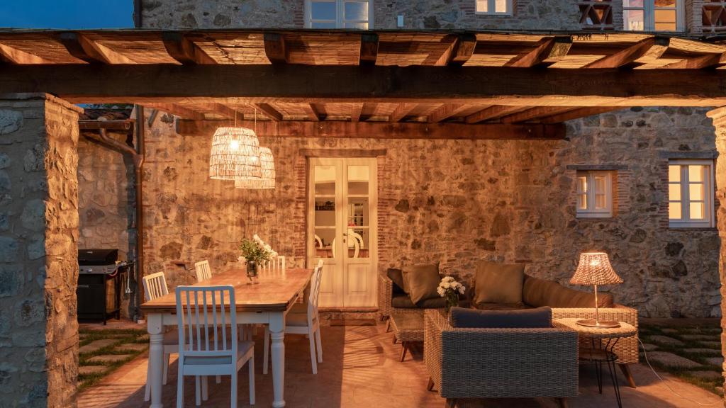 A patio or other outdoor area at ANTICIANA 8, Emma Villas