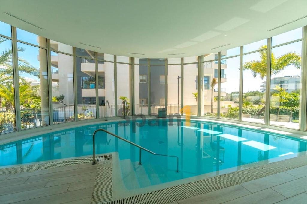 Bazén v ubytování Villamartin - Green Hills 3 Bedrooms Apartment with 3 pools, Gym, Sauna nebo v jeho okolí