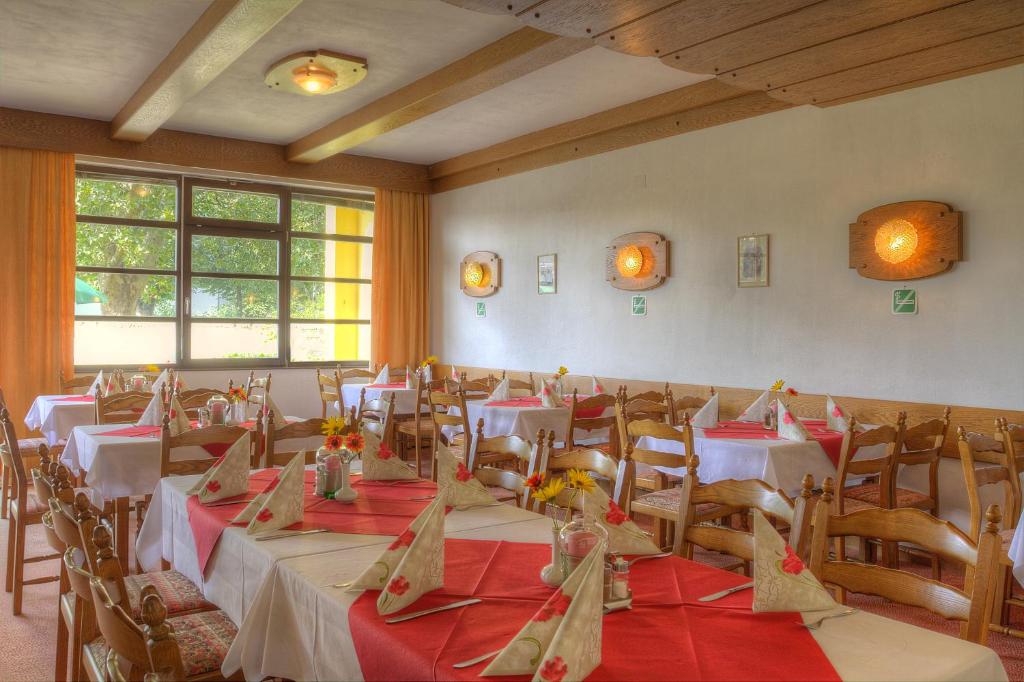 Restaurace v ubytování Burgenländerhof Hotel Garni