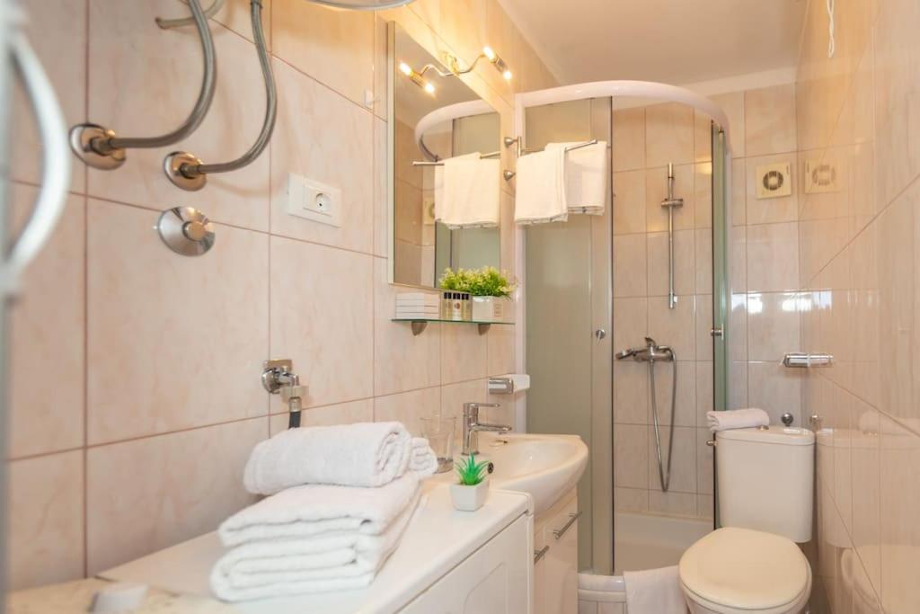 Koupelna v ubytování Holiday Home Šćurla