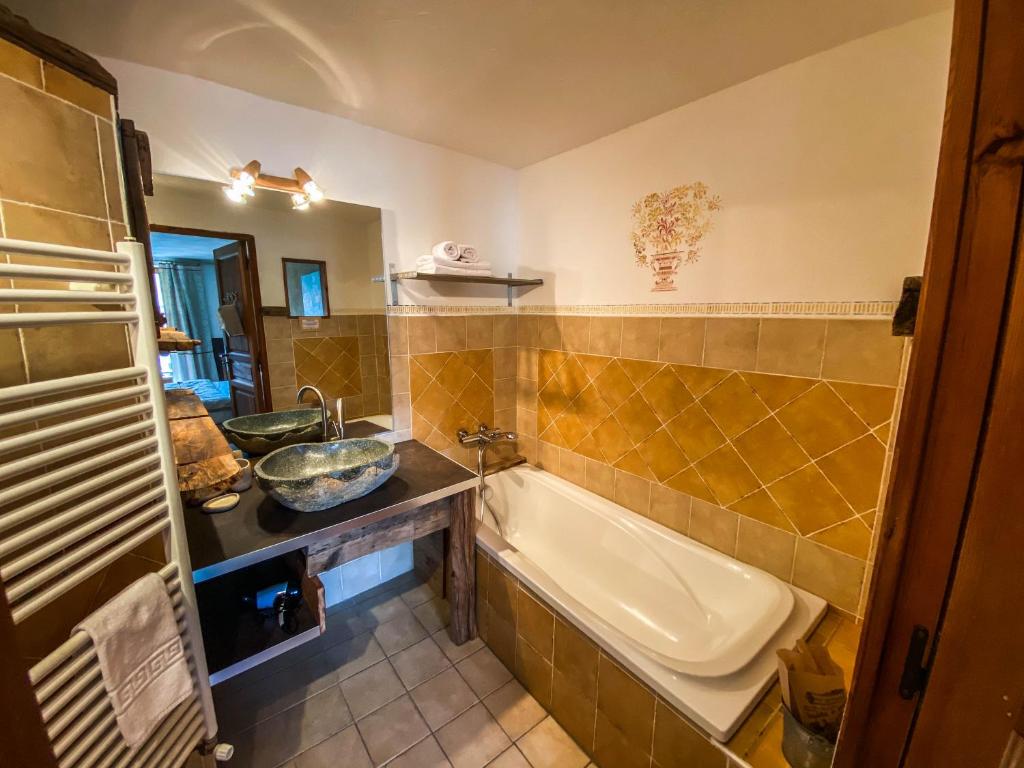 La Fernande - Double Room With Mountain View