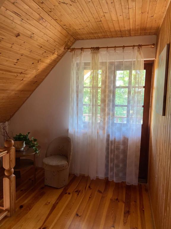 Posedenie v ubytovaní Gunia Gesthouse