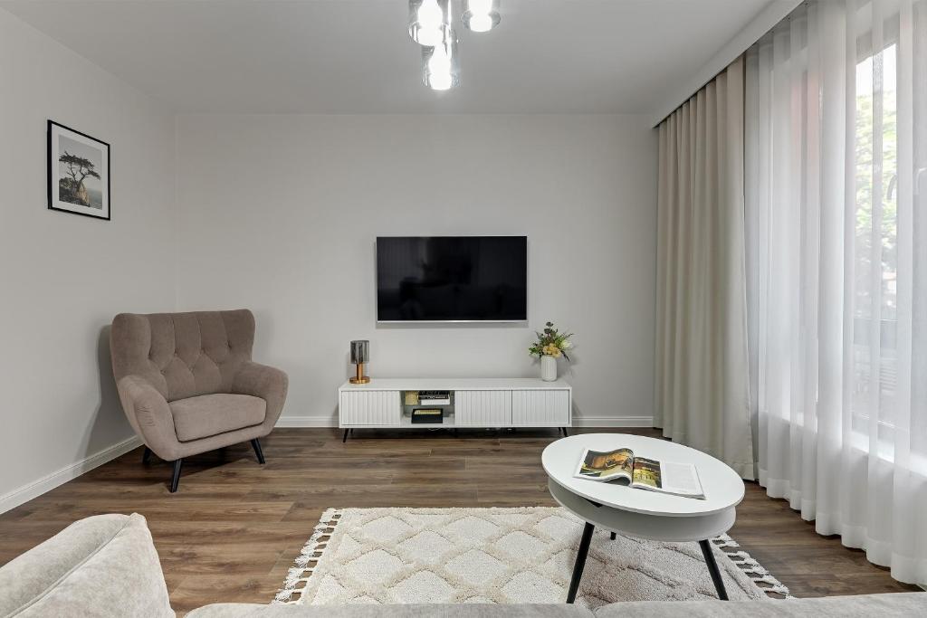 SCALA Apartments City Center & Parking by Downtown Apartments - 6