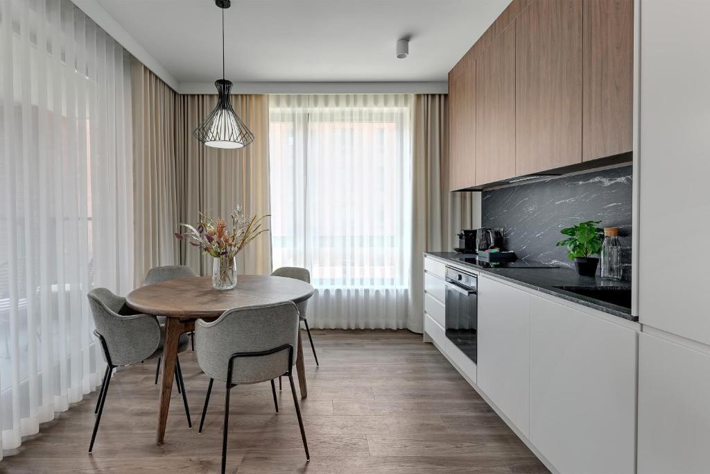 SCALA Apartments City Center & Parking by Downtown Apartments - 7